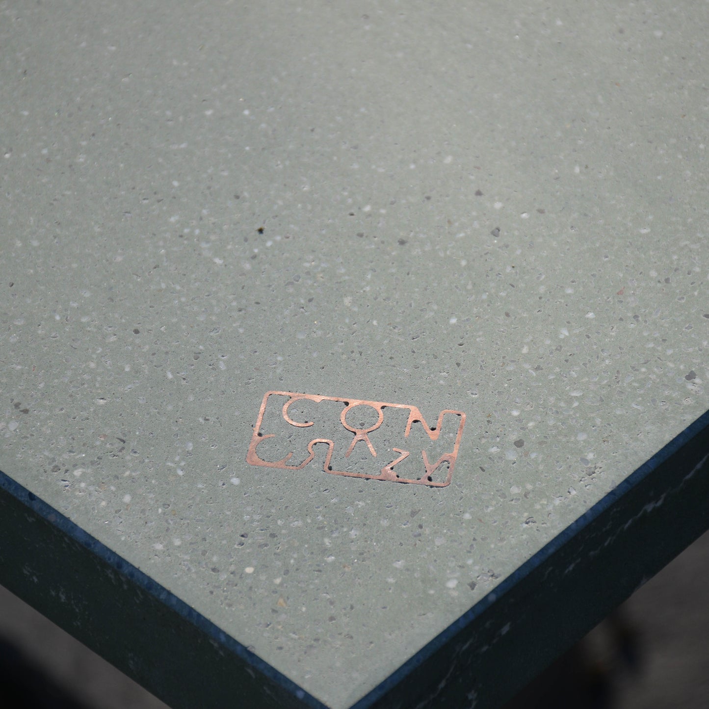 Outdoor fine concrete ping pong table in 60 colours, even with custom design