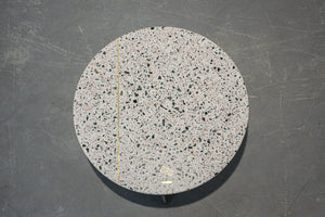 Fehér beton terrazzo kávézó asztal 75cm